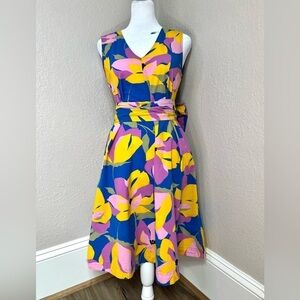 Women’s knee length dress